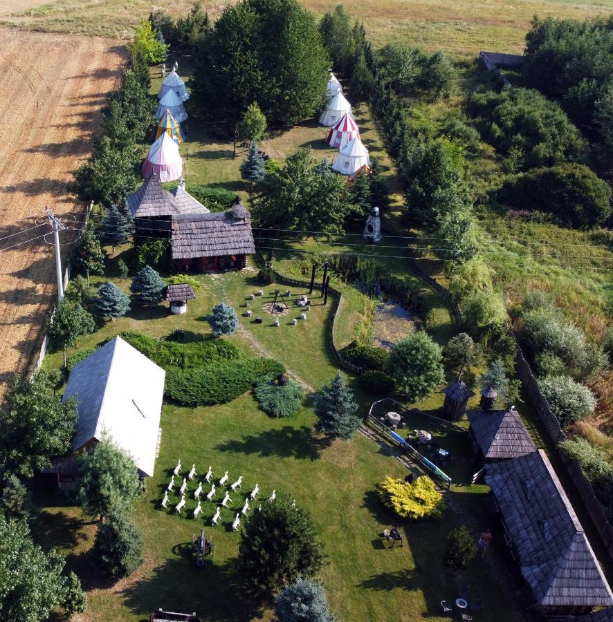 Grod Pedzikow Hotell Chęciny Exteriör bild
