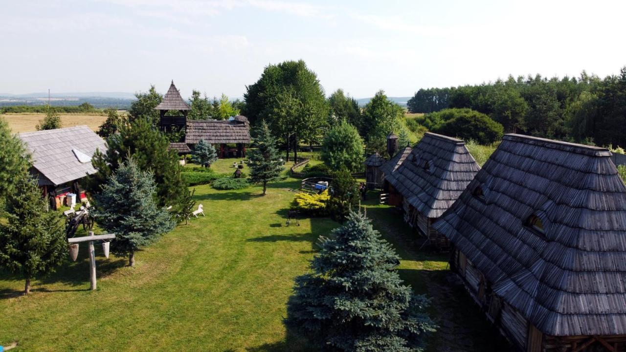 Grod Pedzikow Hotell Chęciny Exteriör bild
